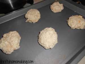 Cheesy Garlic Biscuits